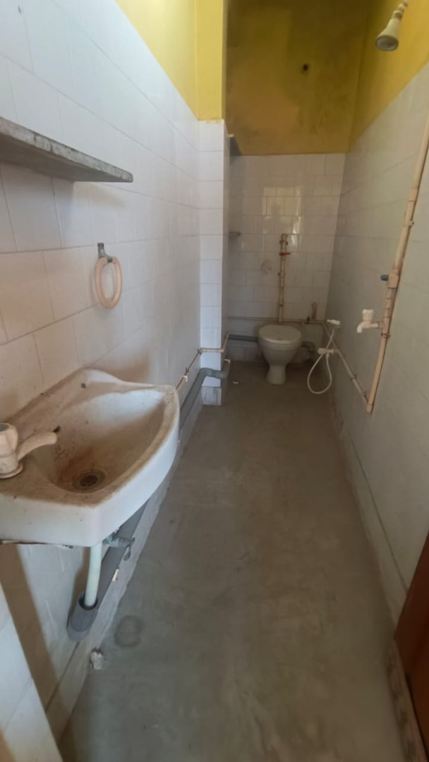 Unfurnished 3bhk in Rehabari, Guwahati, Assam, India for Rent